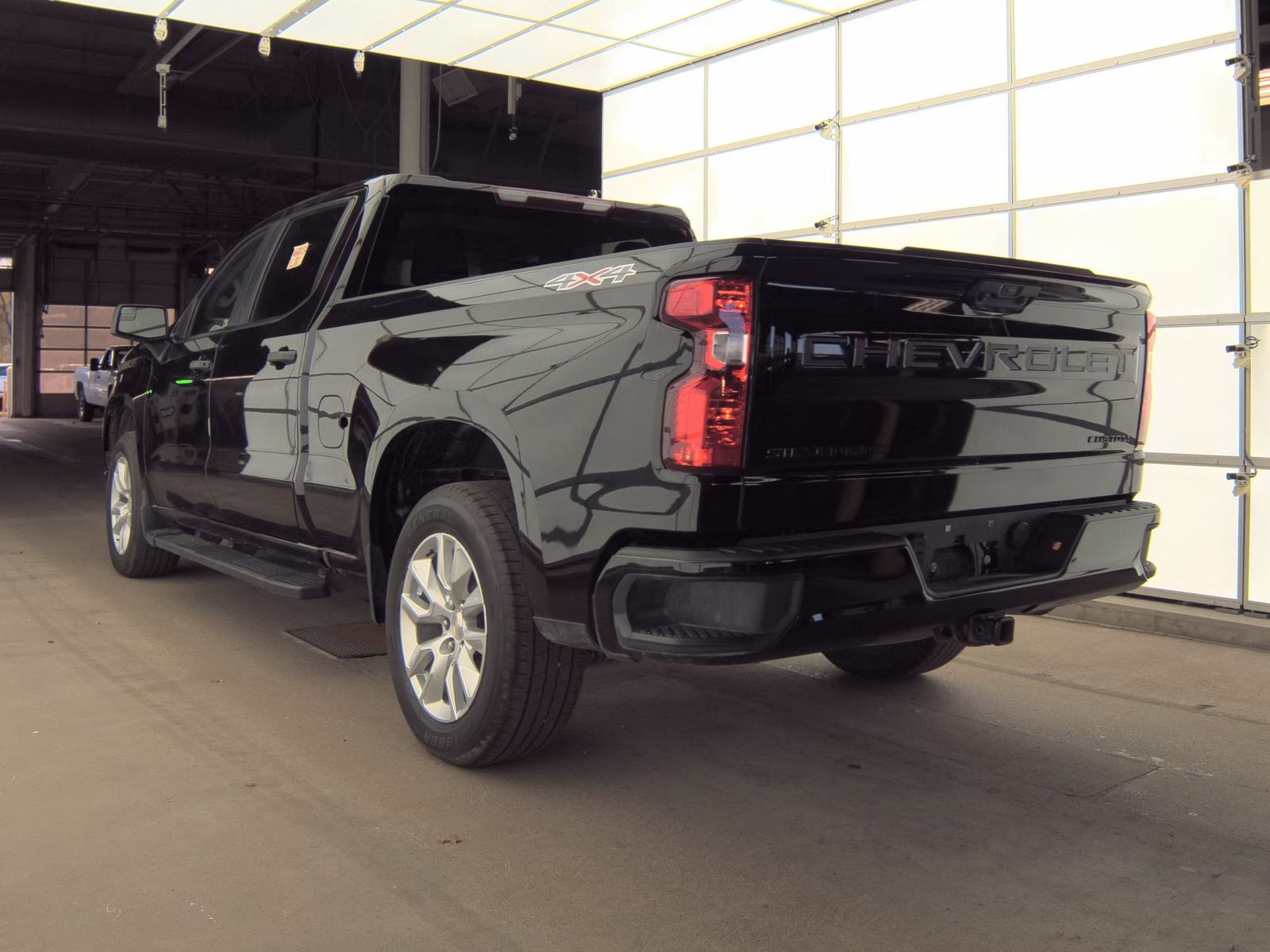 2023 Chevrolet Silverado 1500 Custom AWD