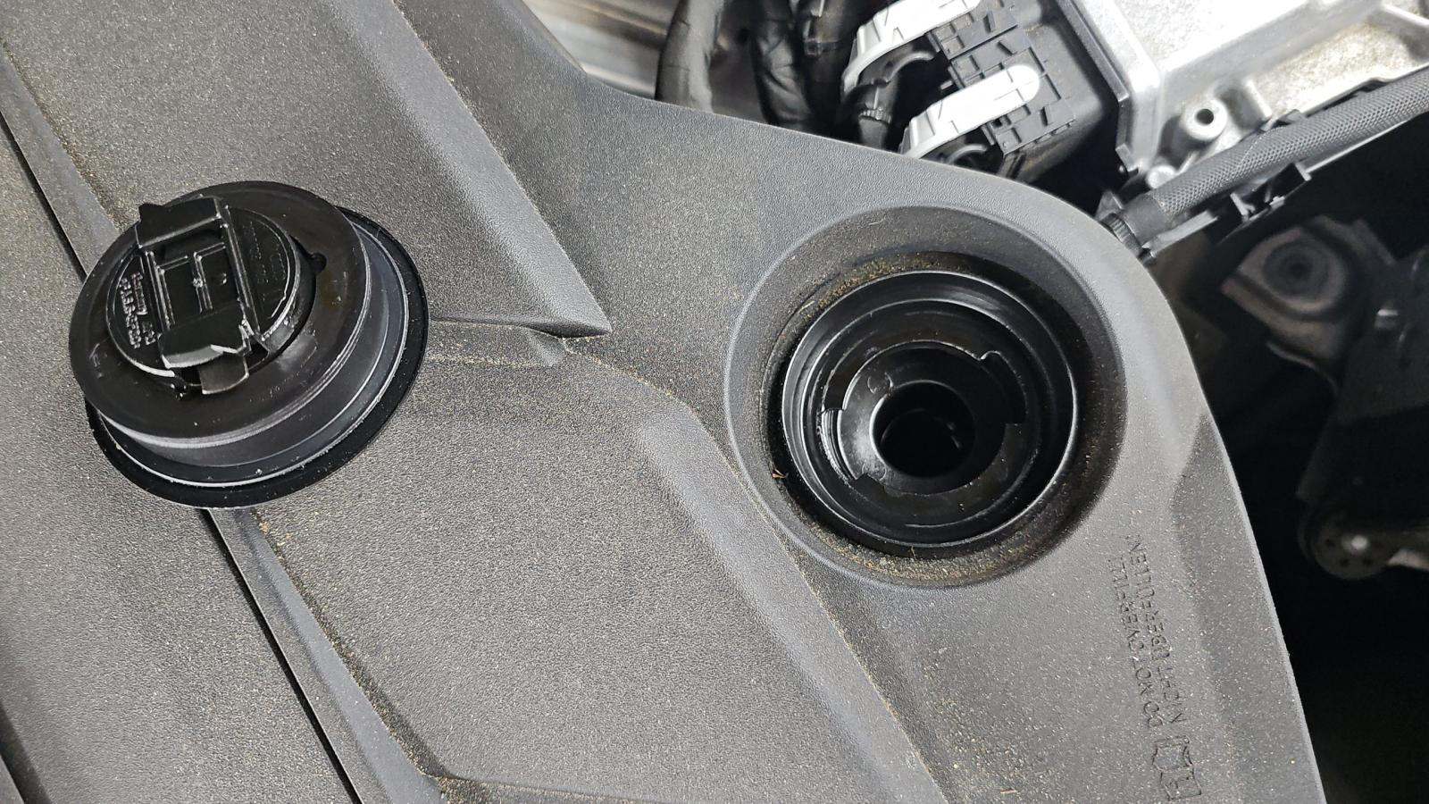 2023 Porsche Cayenne Platinum Edition AWD