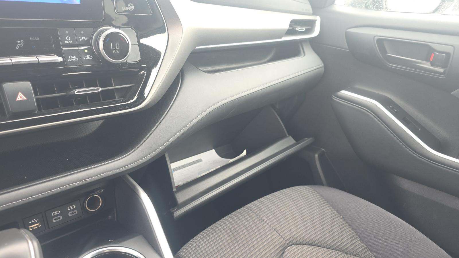 2024 Toyota Highlander LE AWD