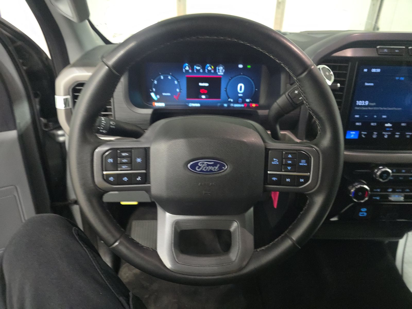2024 Ford F-150 XLT AWD