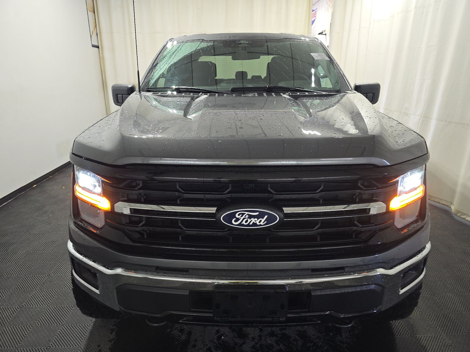 2025 Ford F-150 XLT AWD