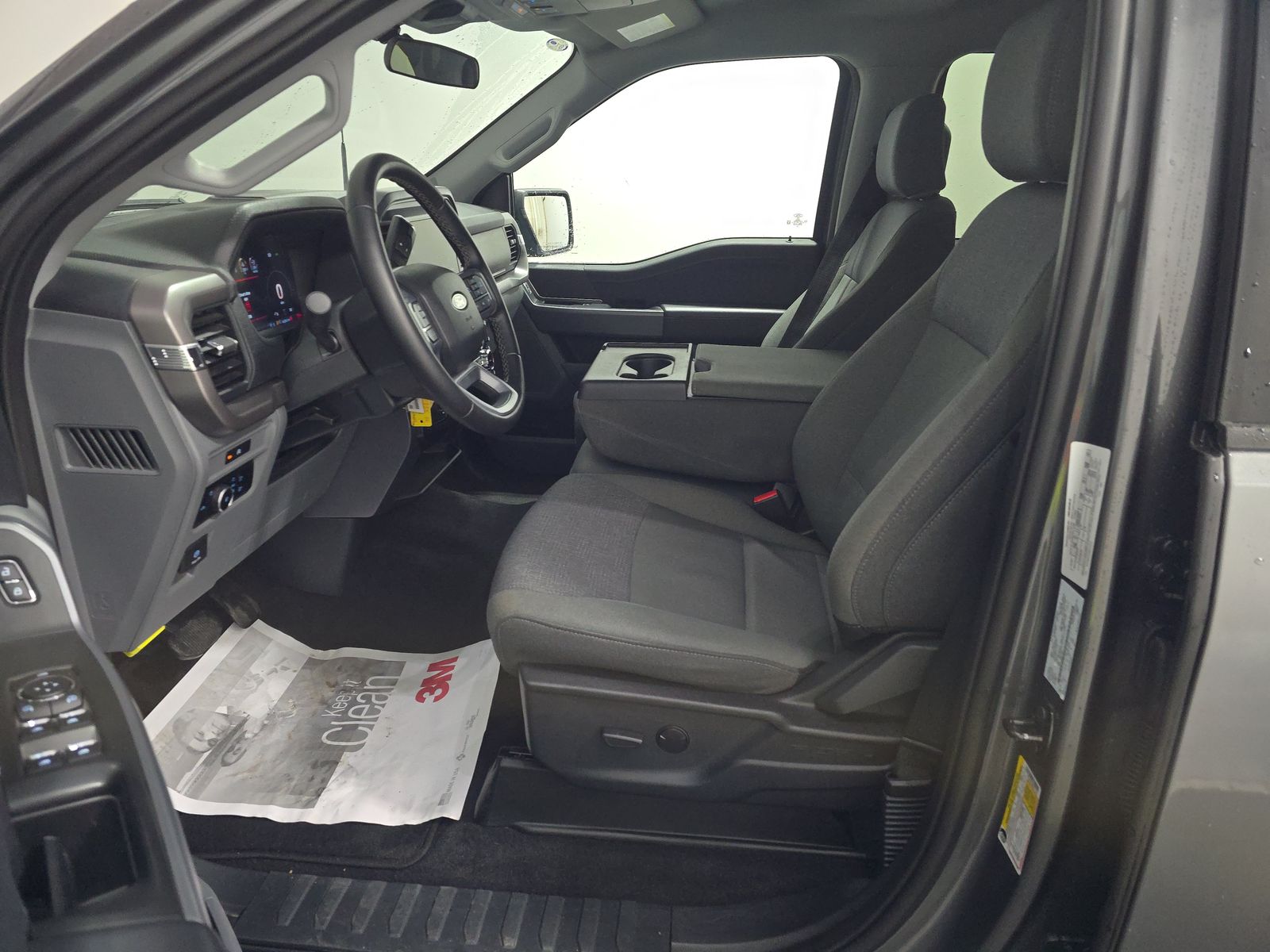 2025 Ford F-150 XLT AWD