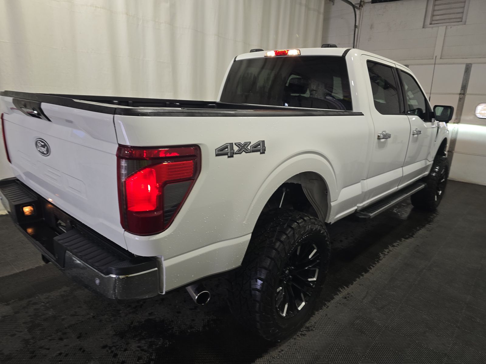 2024 Ford F-150 XLT AWD