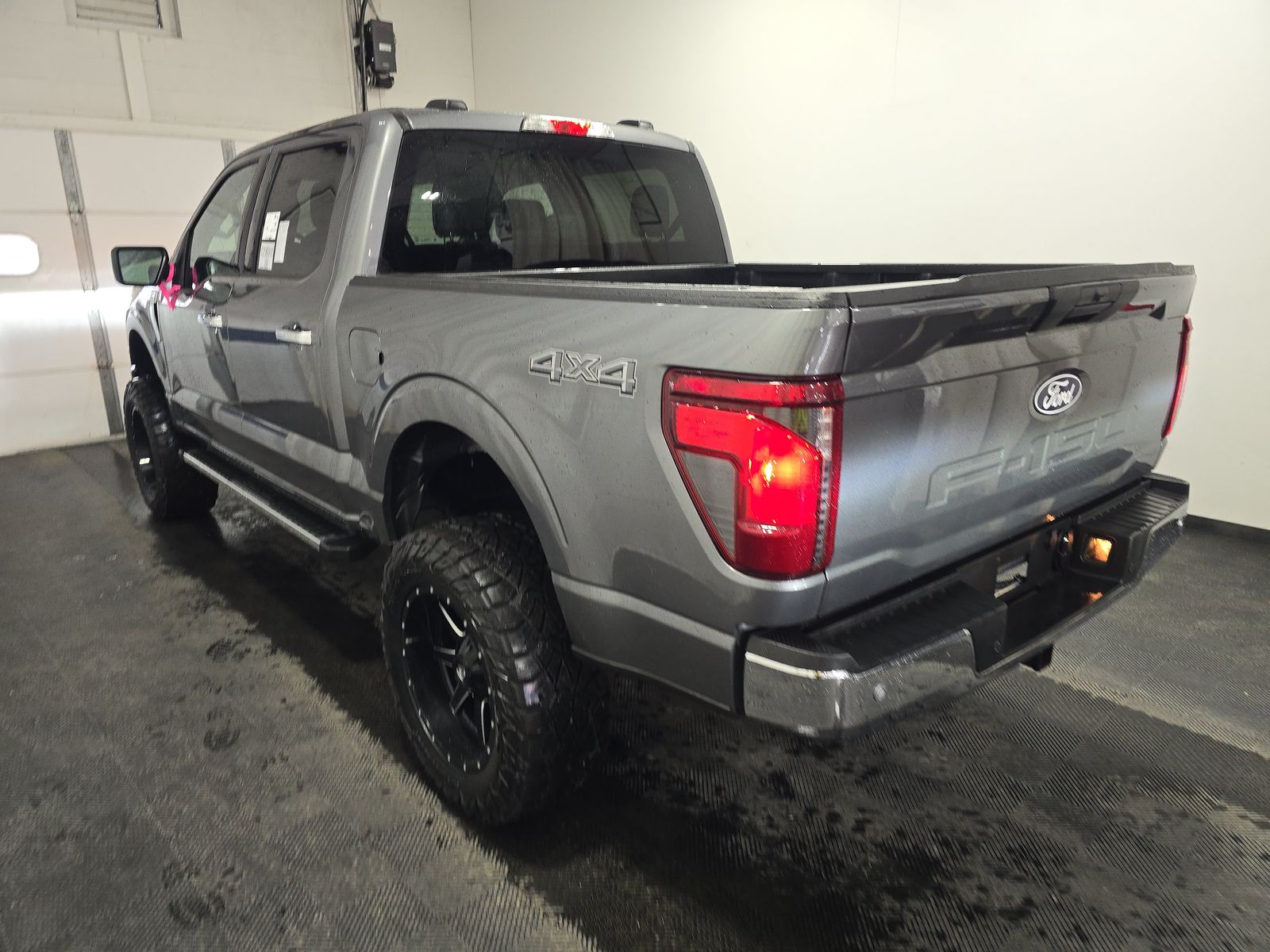 2025 Ford F-150 XLT AWD