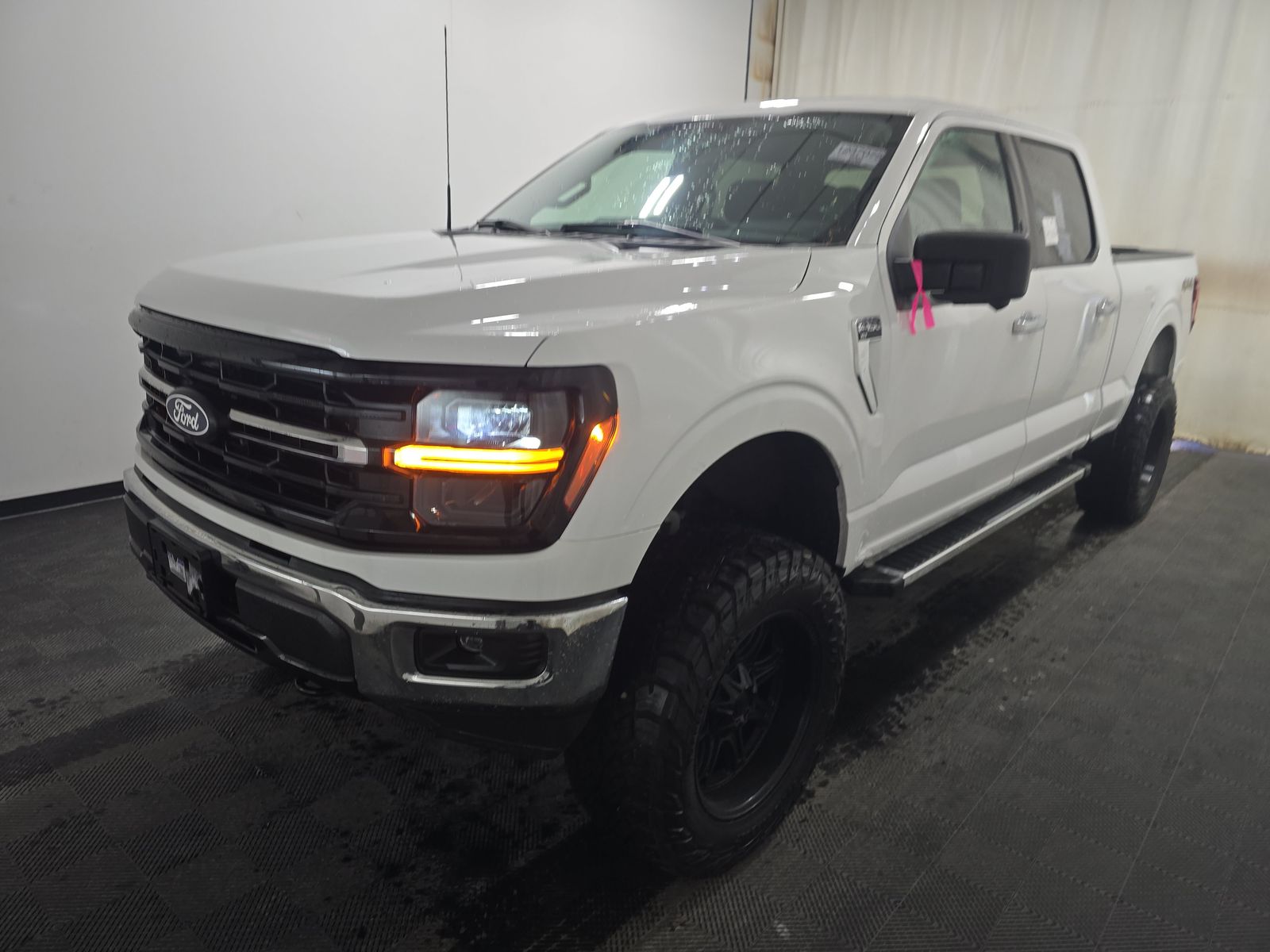 2024 Ford F-150 XLT AWD