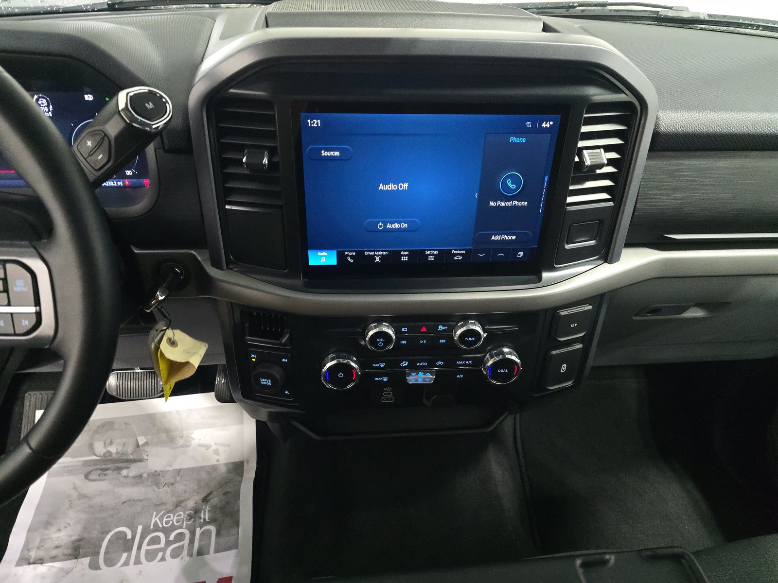 2025 Ford F-150 XLT AWD