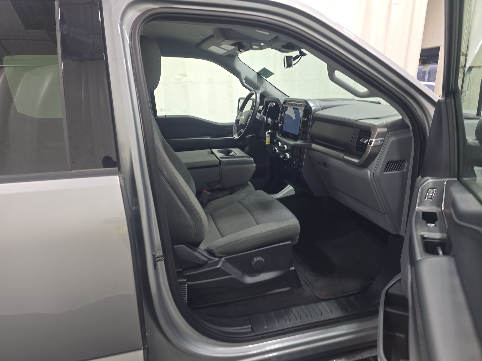 2024 Ford F-150 XLT AWD