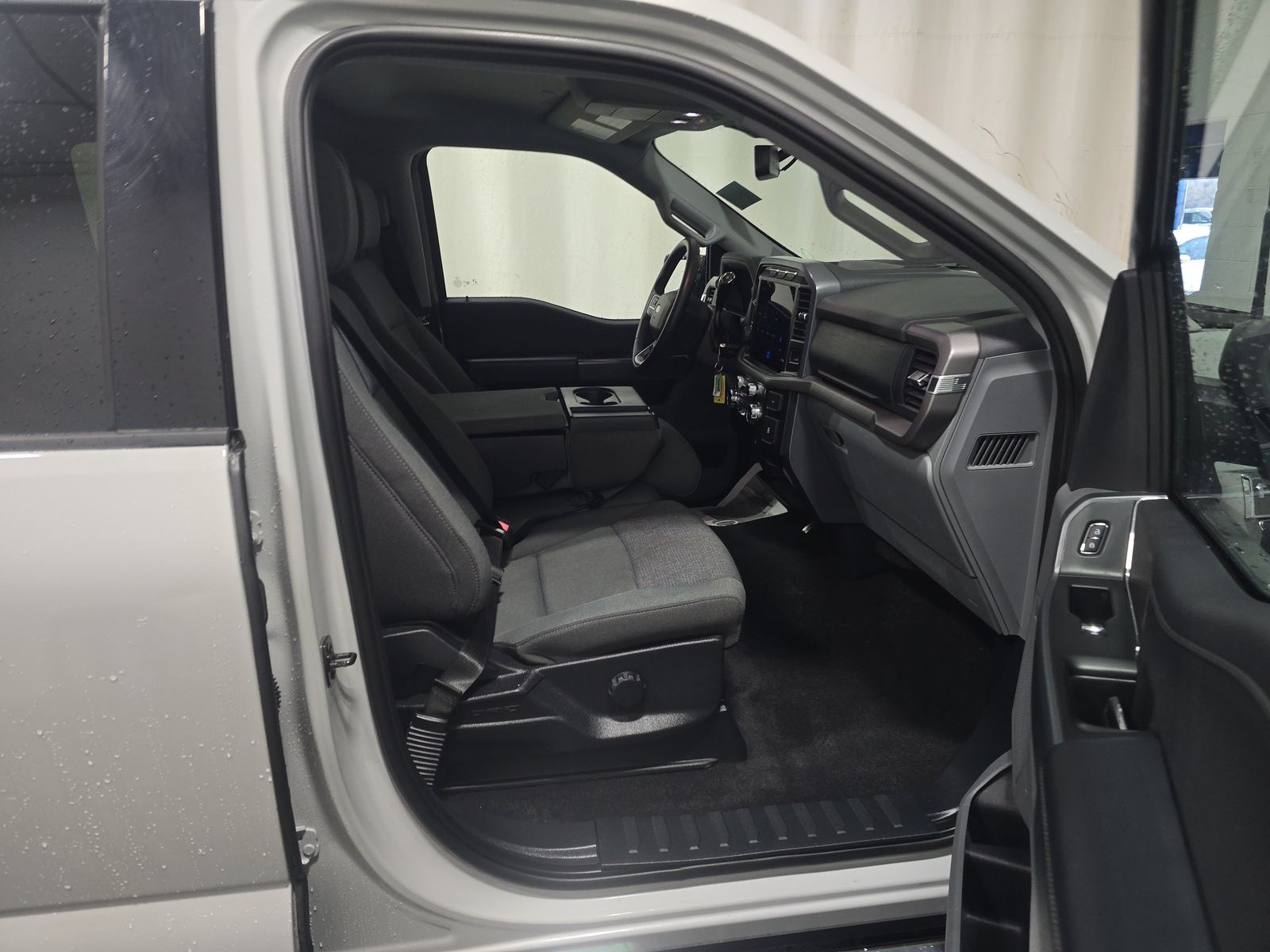 2024 Ford F-150 XLT AWD