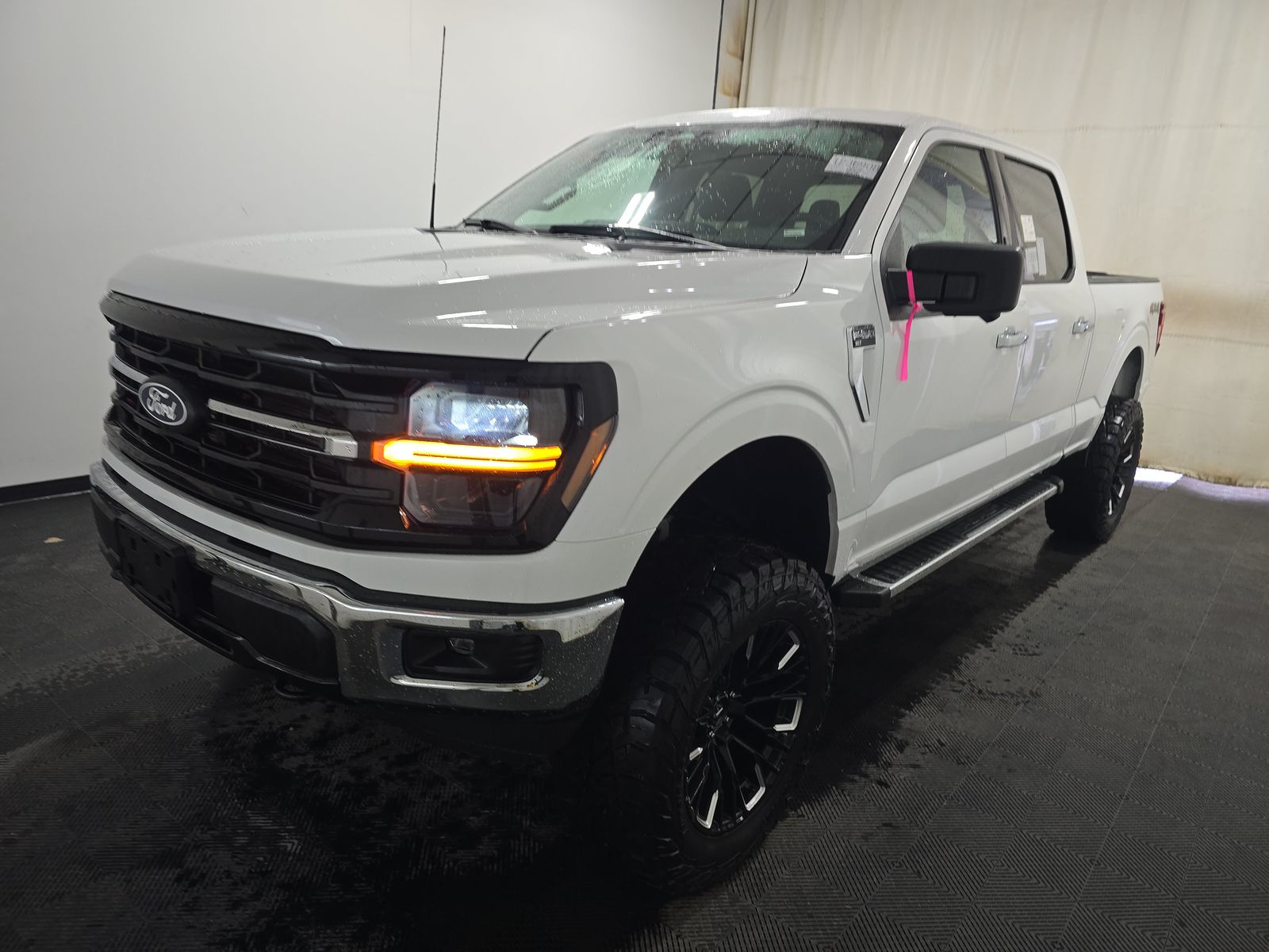 2024 Ford F-150 XLT AWD