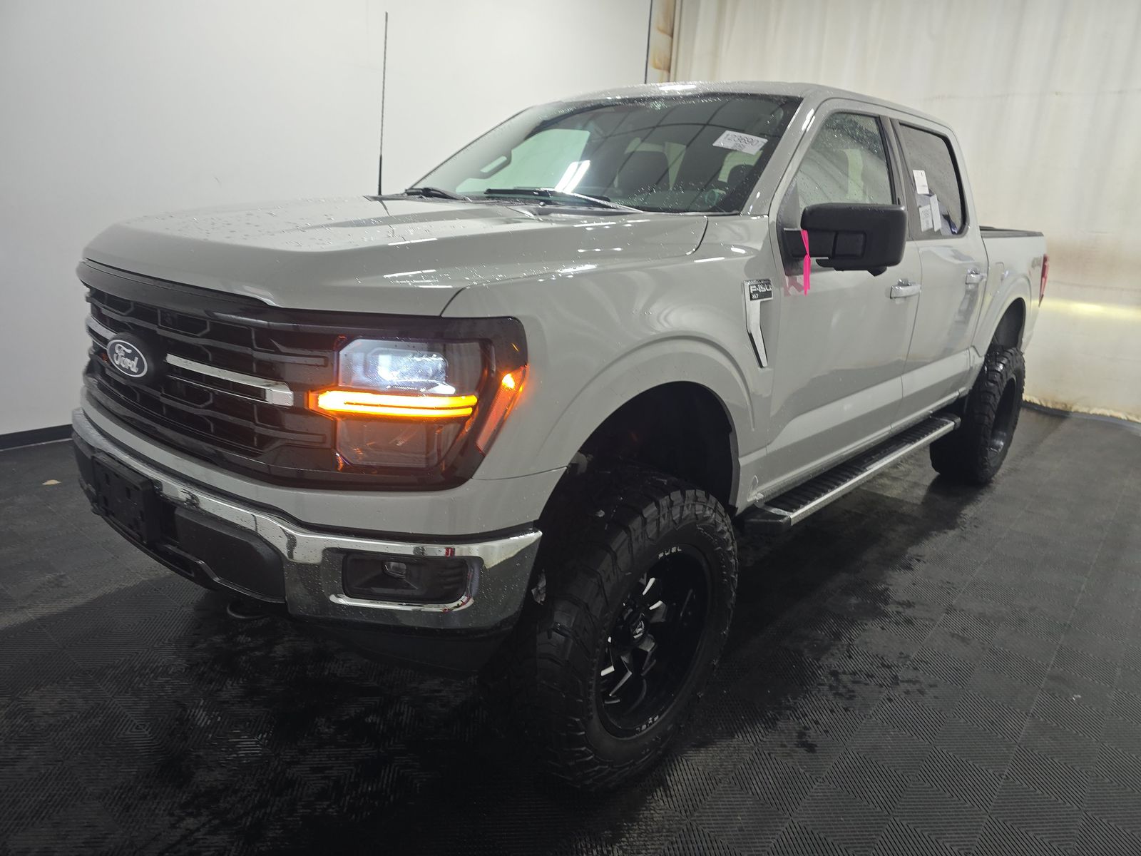 2024 Ford F-150 XLT AWD