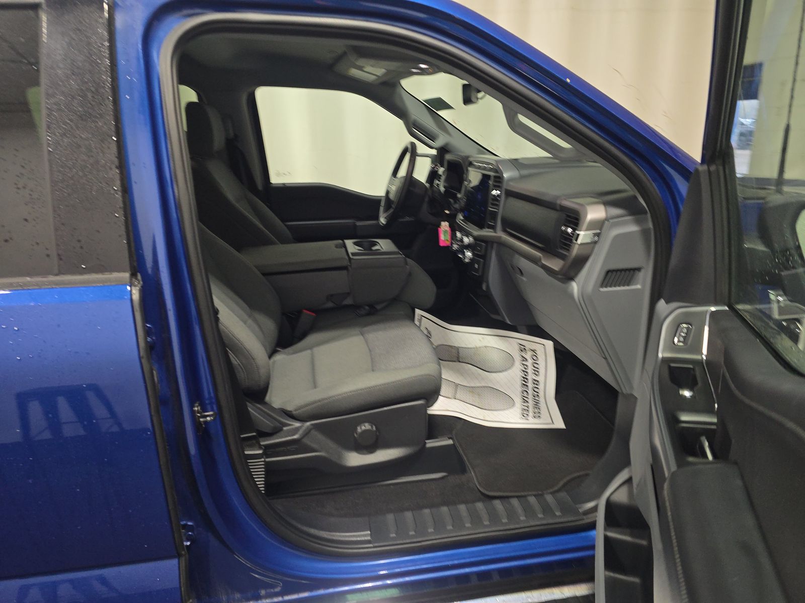 2024 Ford F-150 XLT AWD