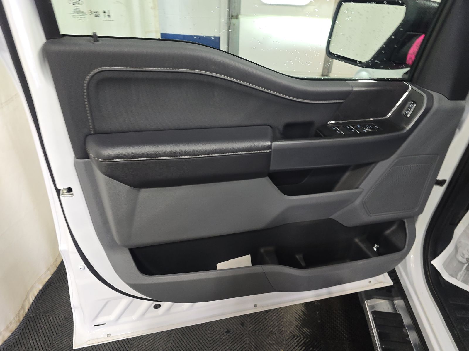 2025 Ford F-150 XLT AWD