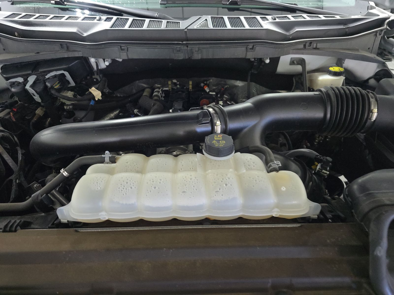 2024 Ford F-150 XLT AWD