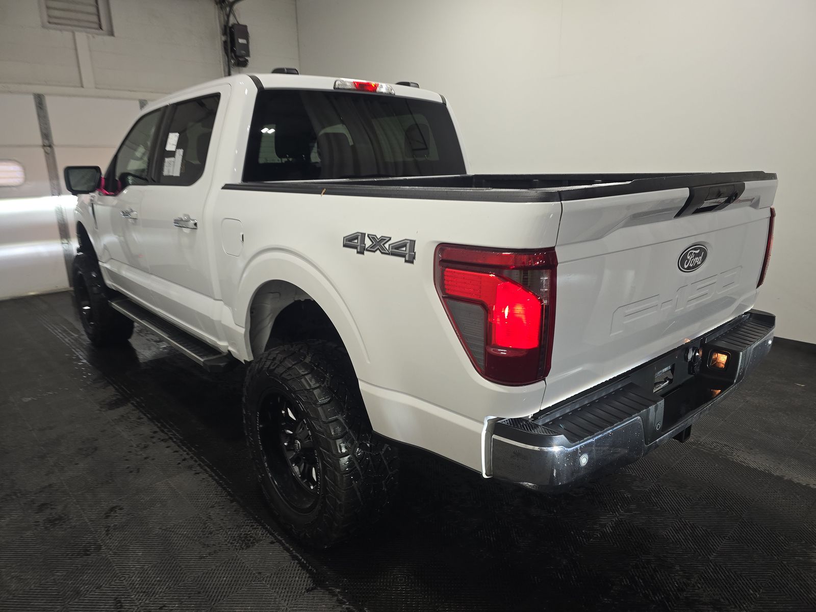 2024 Ford F-150 XLT AWD