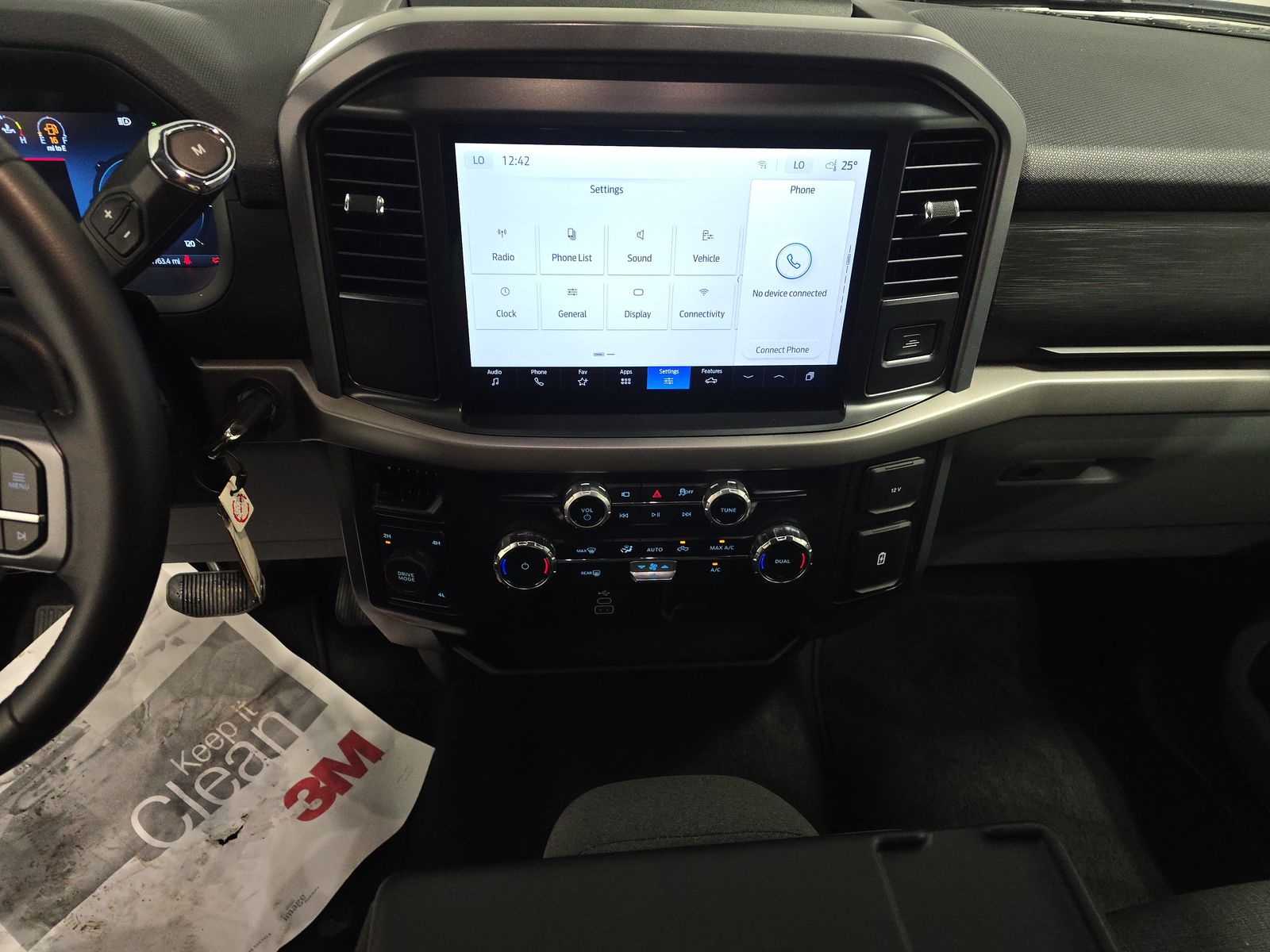 2025 Ford F-150 XLT AWD