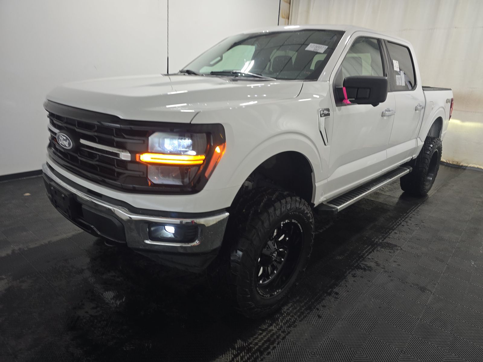 2024 Ford F-150 XLT AWD