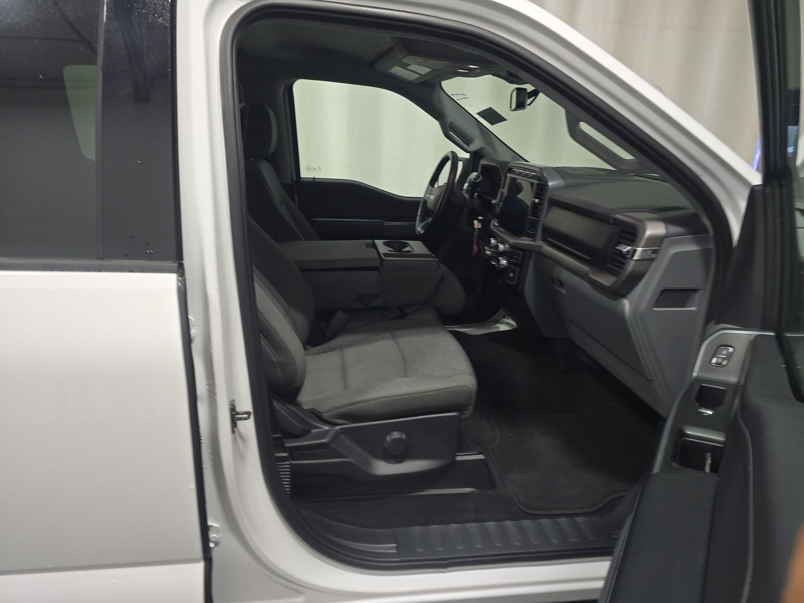 2024 Ford F-150 XLT AWD