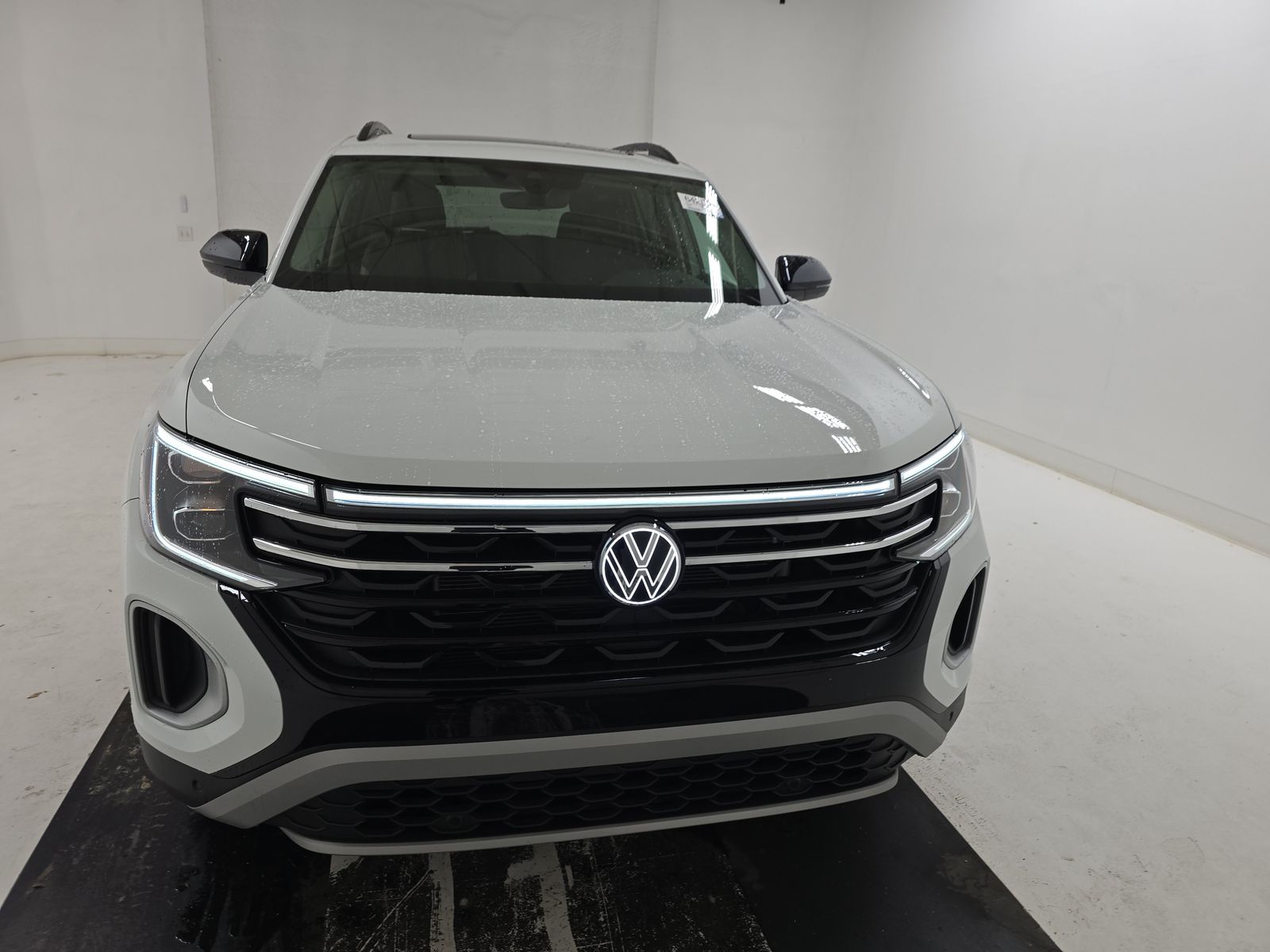2025 Volkswagen Atlas 2.0T Peak Edition AWD