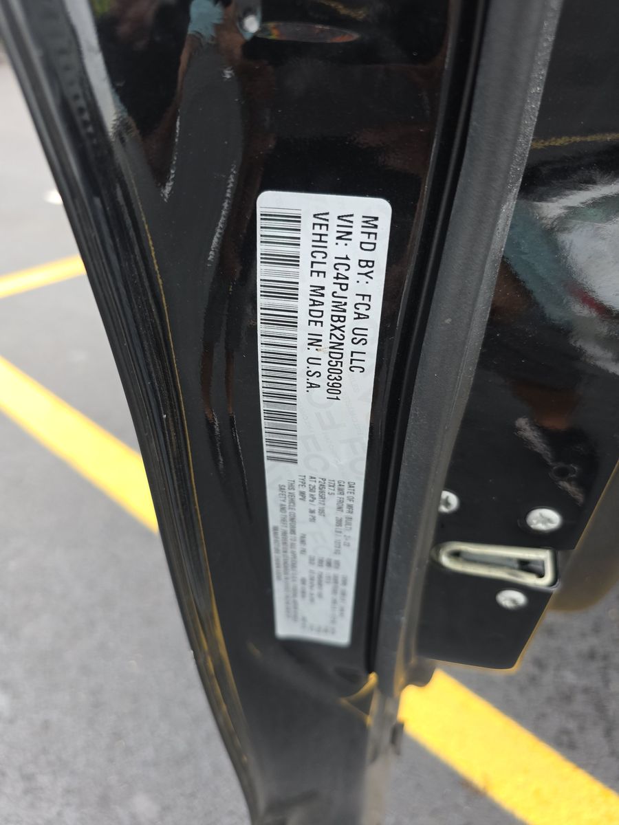 2022 Jeep Cherokee Trailhawk AWD