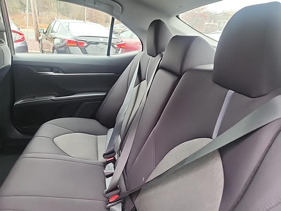 2022 Toyota Camry LE FWD