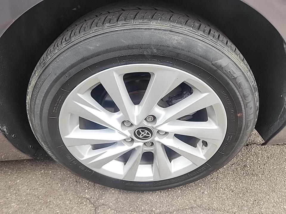 2022 Toyota Camry LE FWD