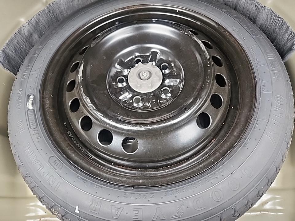 2022 Toyota Camry LE FWD