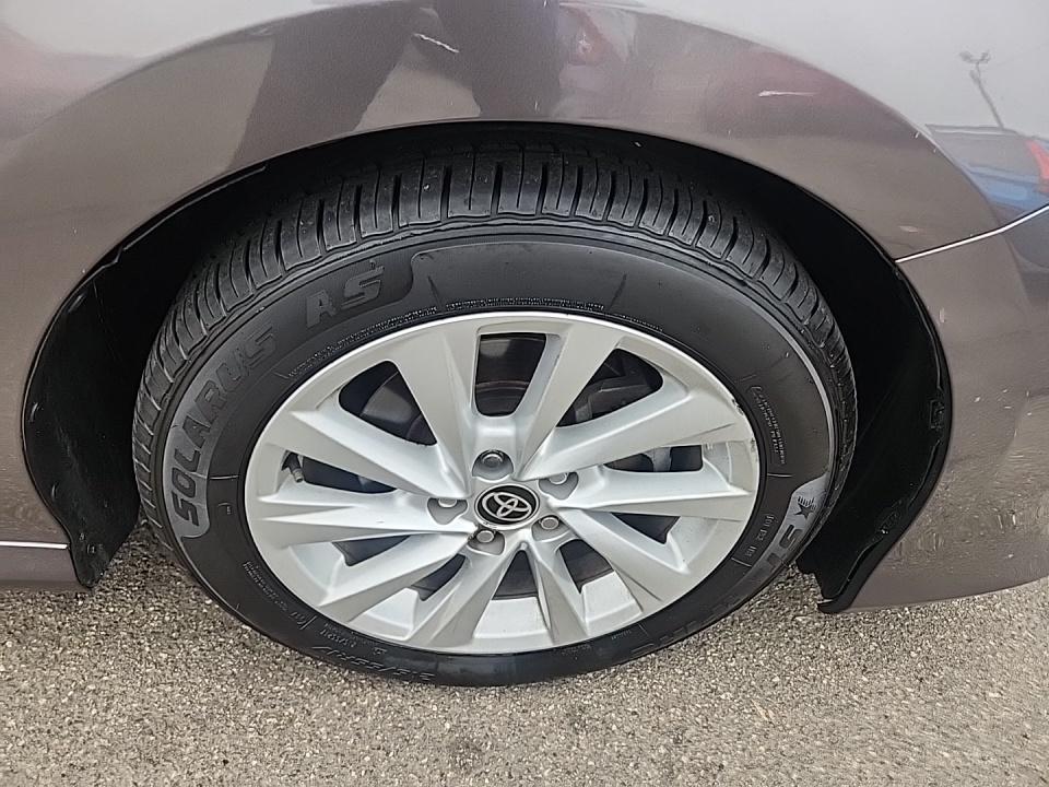 2022 Toyota Camry LE FWD