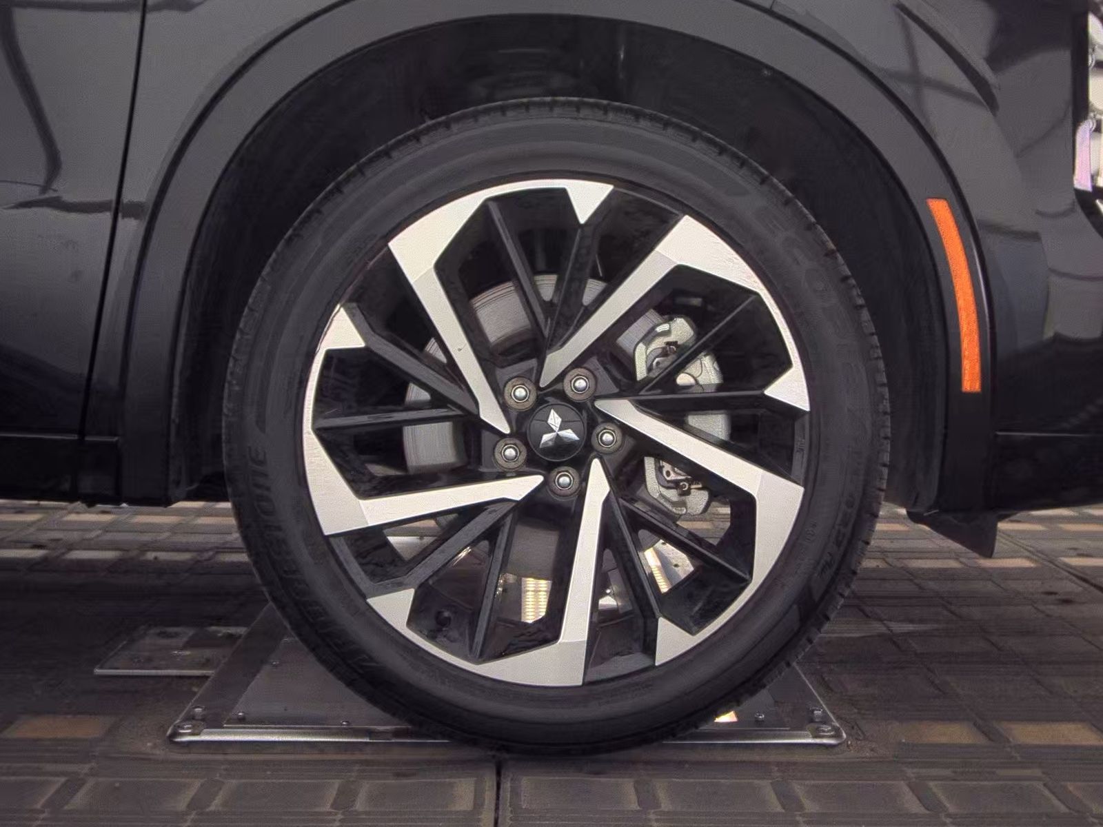 2024 Mitsubishi Outlander SEL Platinum Edition AWD