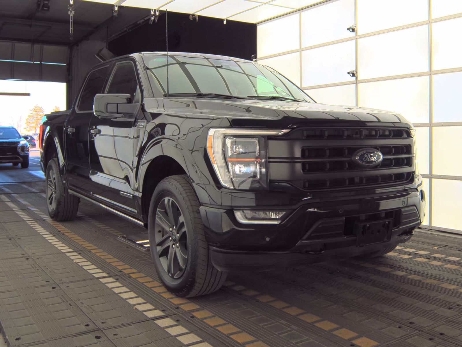 2023 Ford F-150 Hybrid Lariat AWD