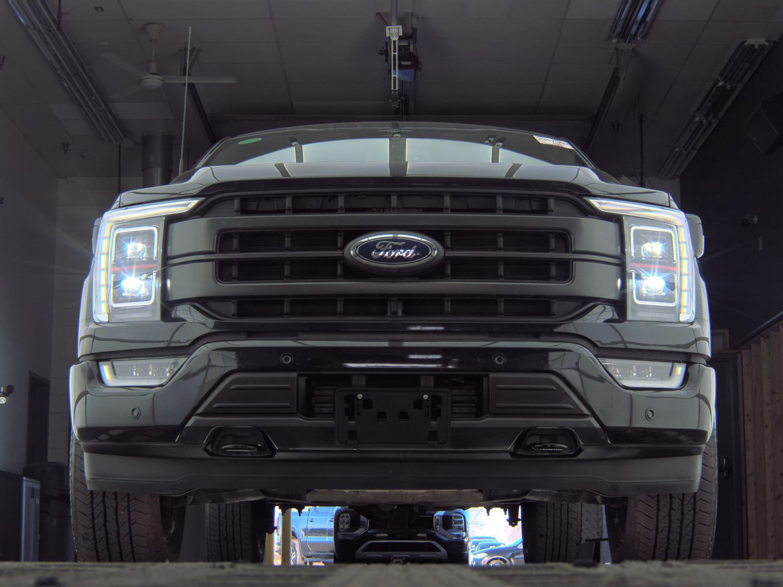 2023 Ford F-150 Hybrid Lariat AWD