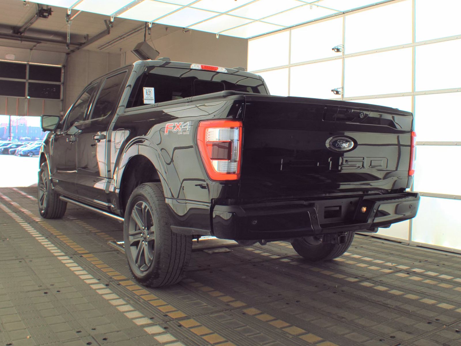 2023 Ford F-150 Hybrid Lariat AWD