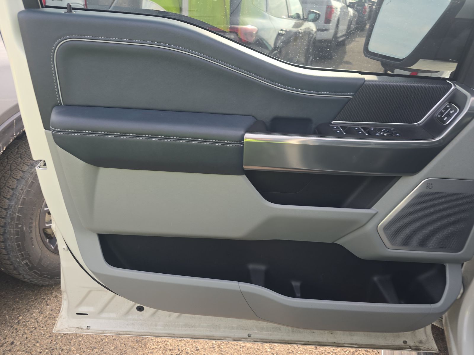 2023 Ford F-150 Hybrid Limited AWD