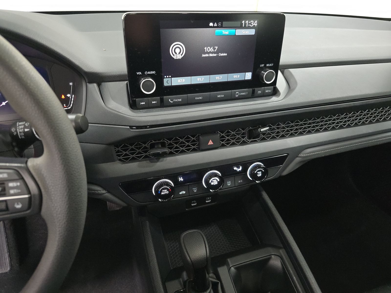 2024 Honda Accord LX FWD