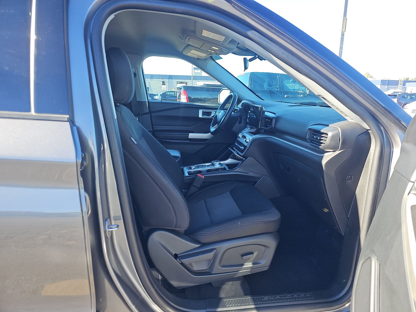 2022 Ford Explorer XLT AWD