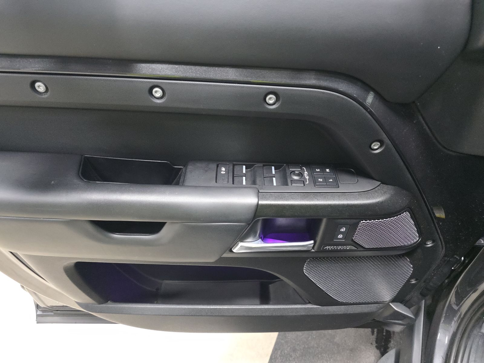 2023 Land Rover Defender 110 V8 Carpathian Edition AWD