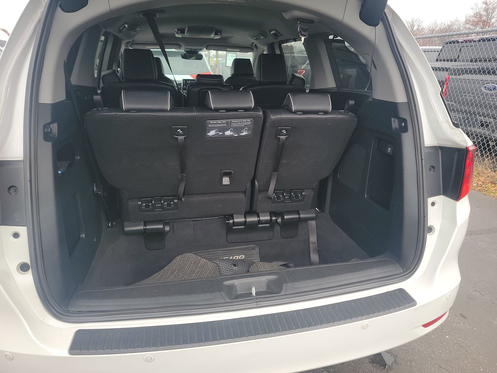 2023 Honda Odyssey Elite FWD