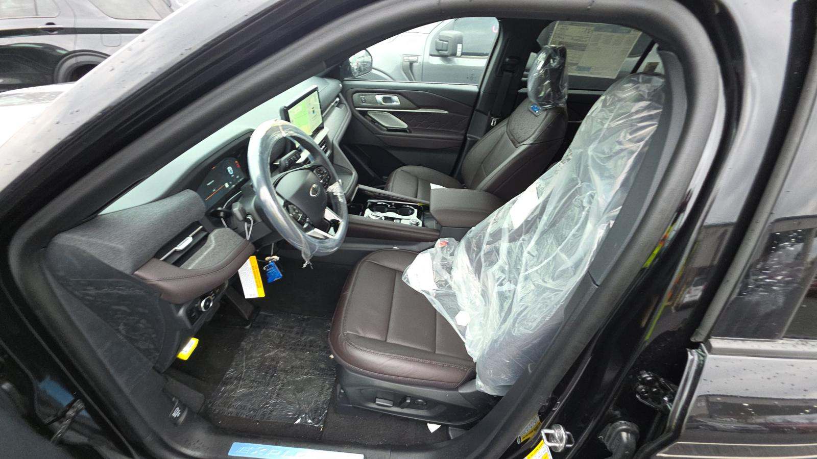 2025 Ford Explorer Platinum AWD