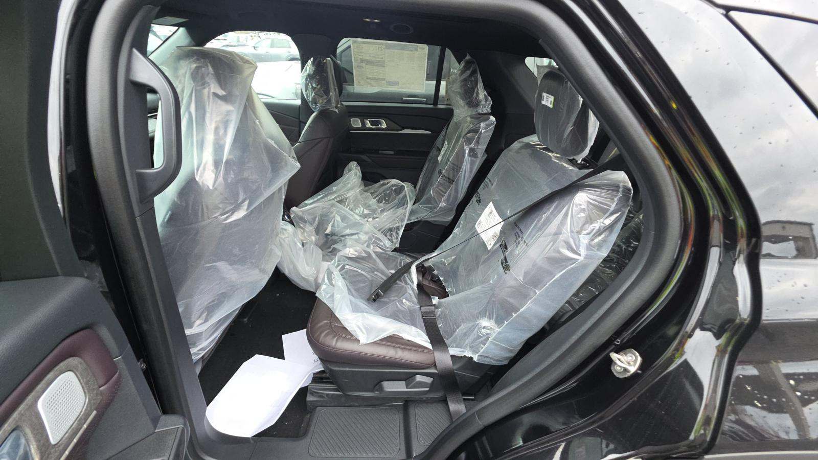 2025 Ford Explorer Platinum AWD