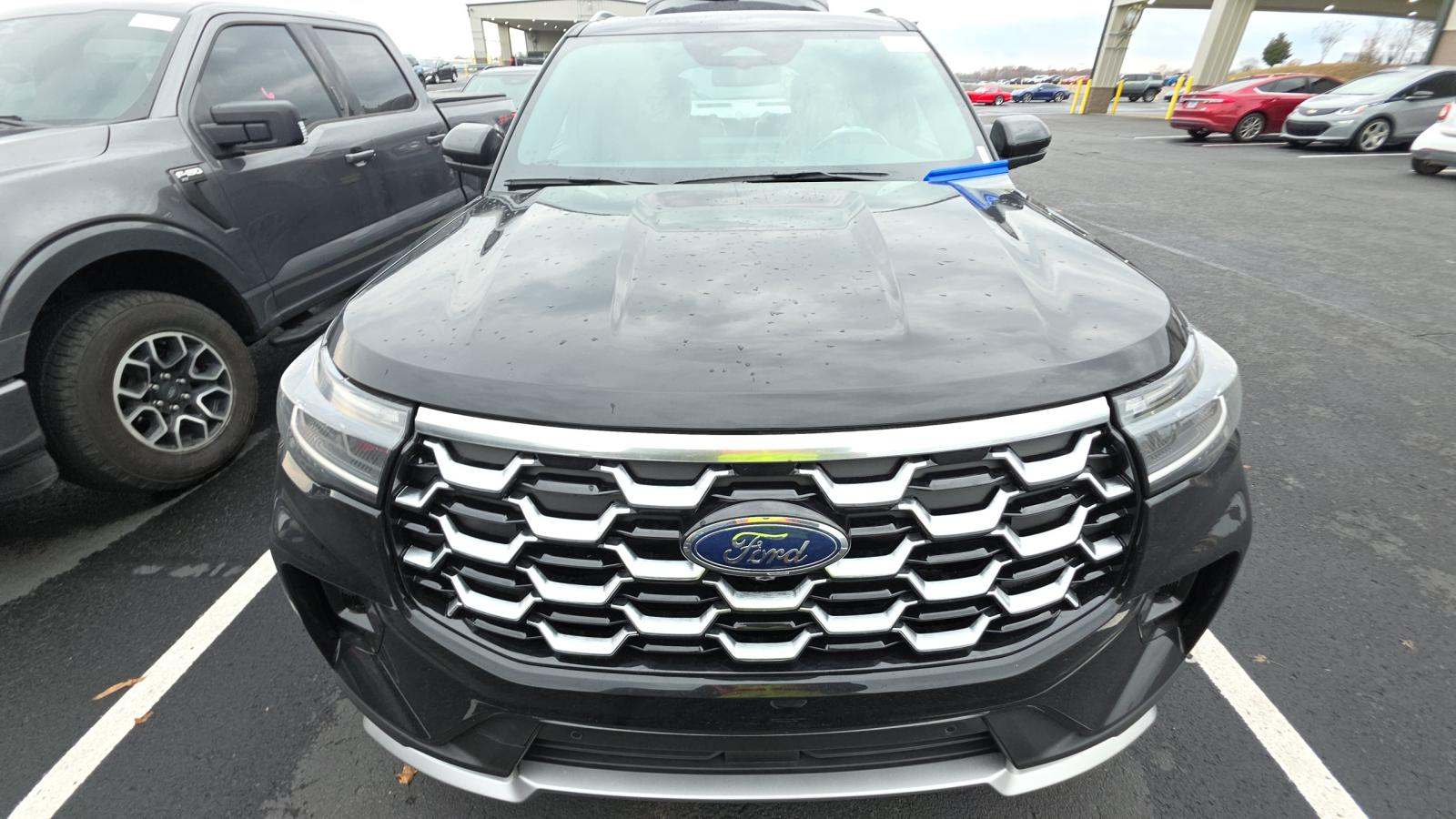 2025 Ford Explorer Platinum AWD