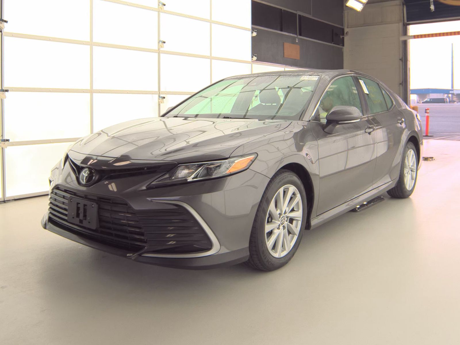 2022 Toyota Camry LE AWD