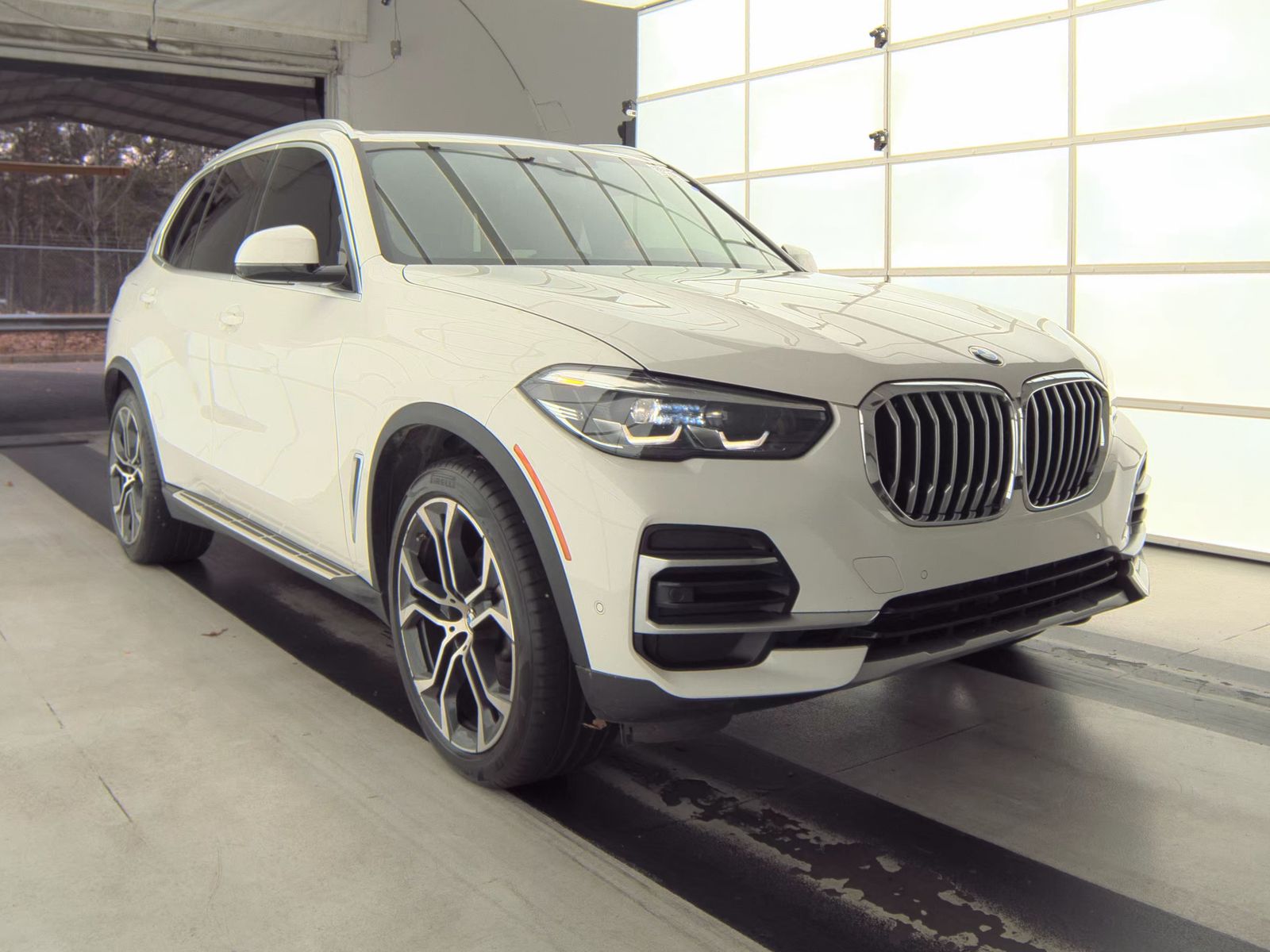 2023 BMW X5 xDrive40i AWD