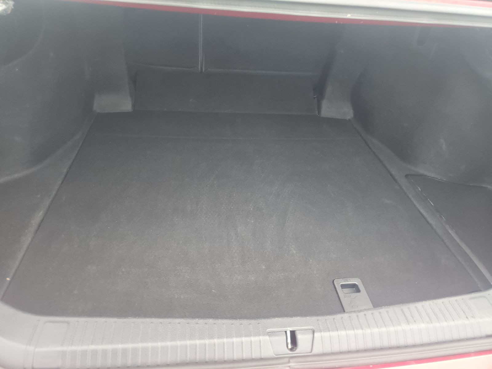 2019 Toyota Avalon Hybrid XLE FWD