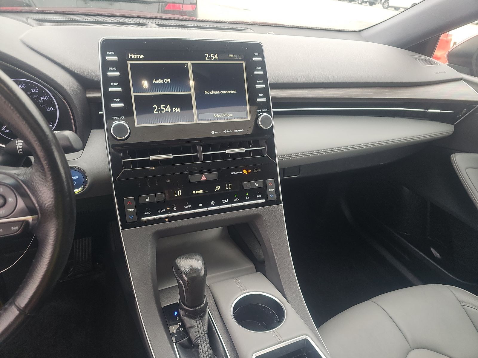 2019 Toyota Avalon Hybrid XLE FWD