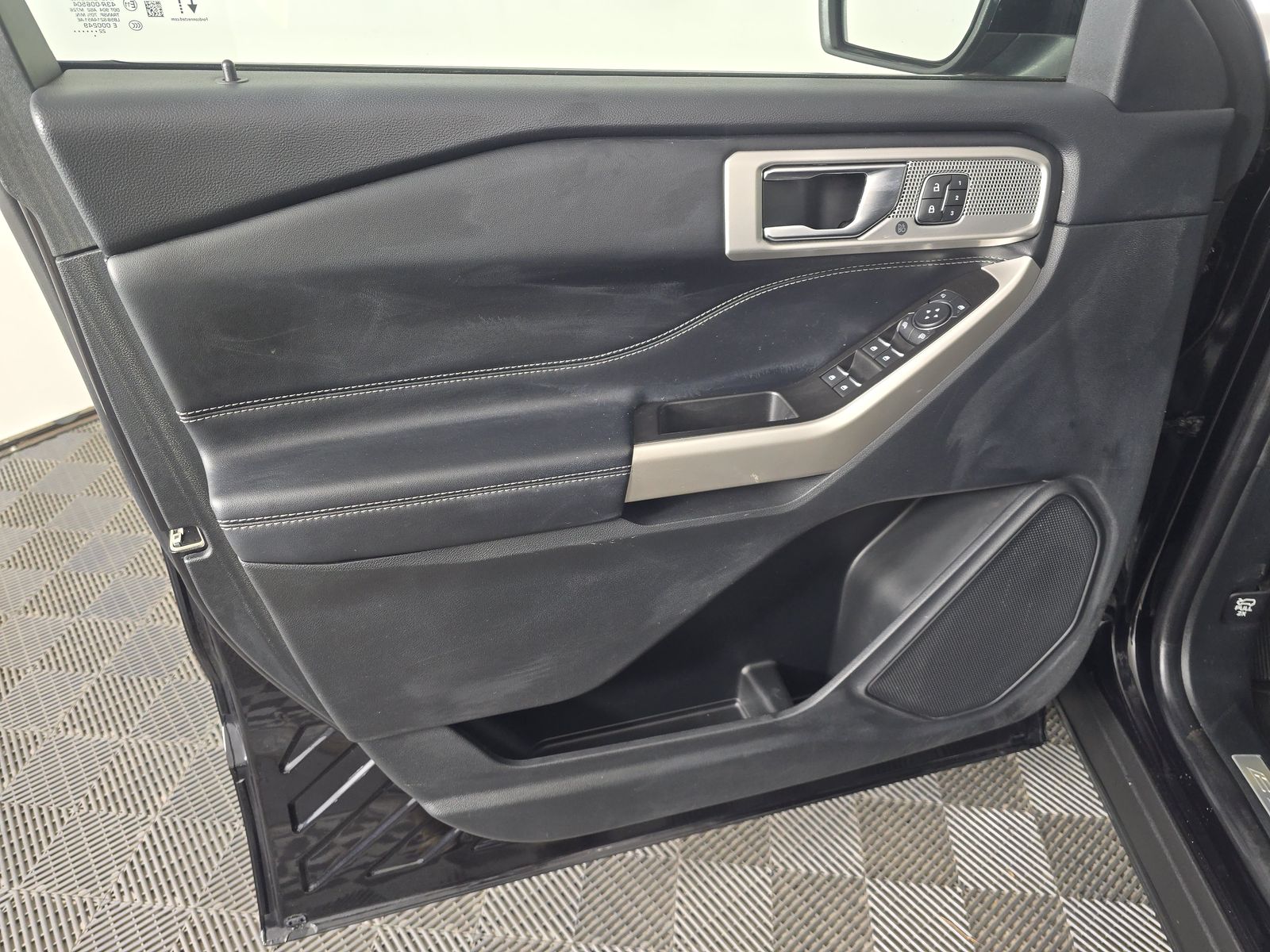 2022 Ford Explorer Hybrid Limited AWD