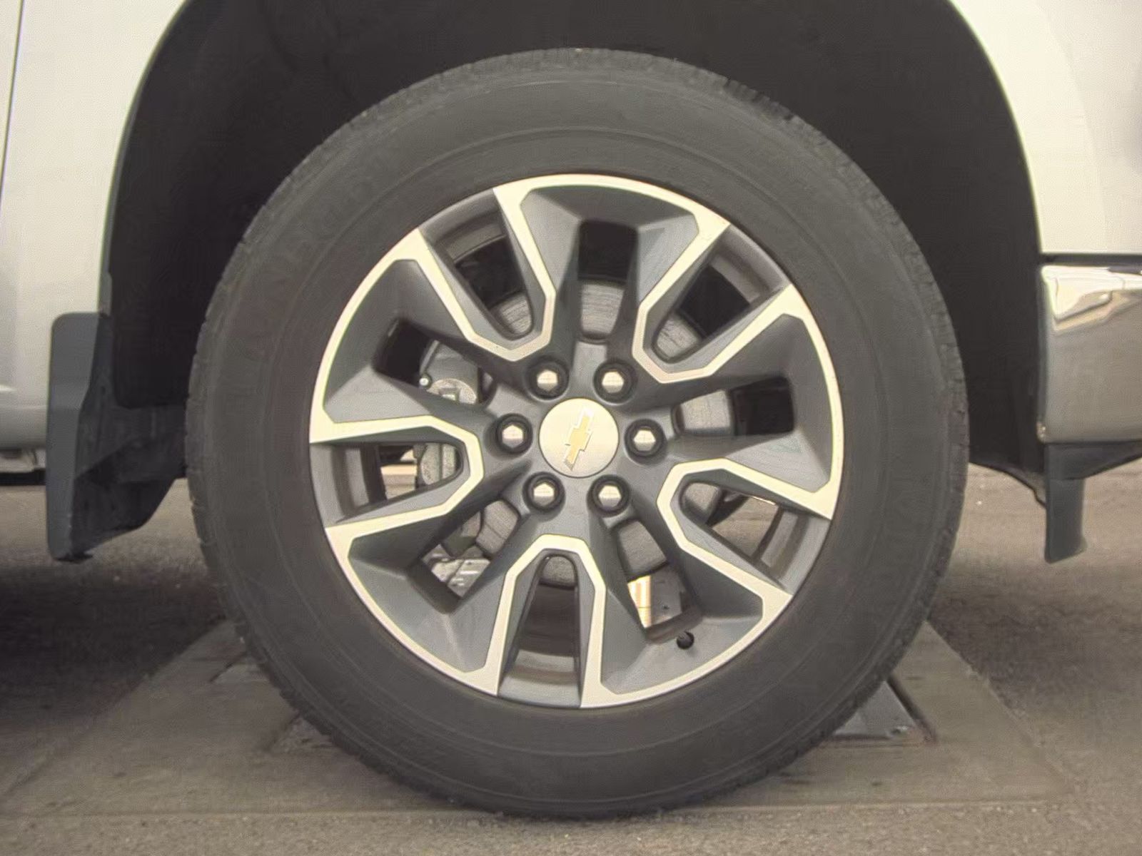 2022 Chevrolet Silverado 1500 LT AWD