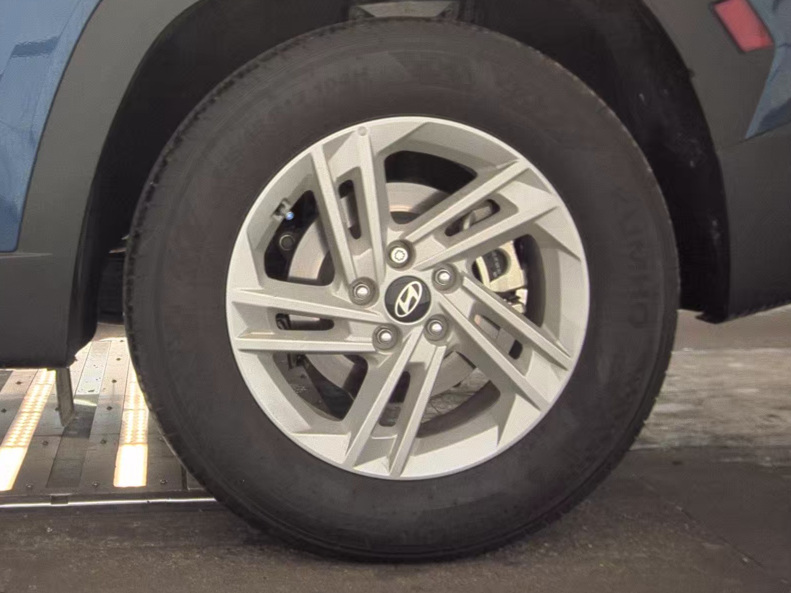 2025 Hyundai Tucson SE FWD