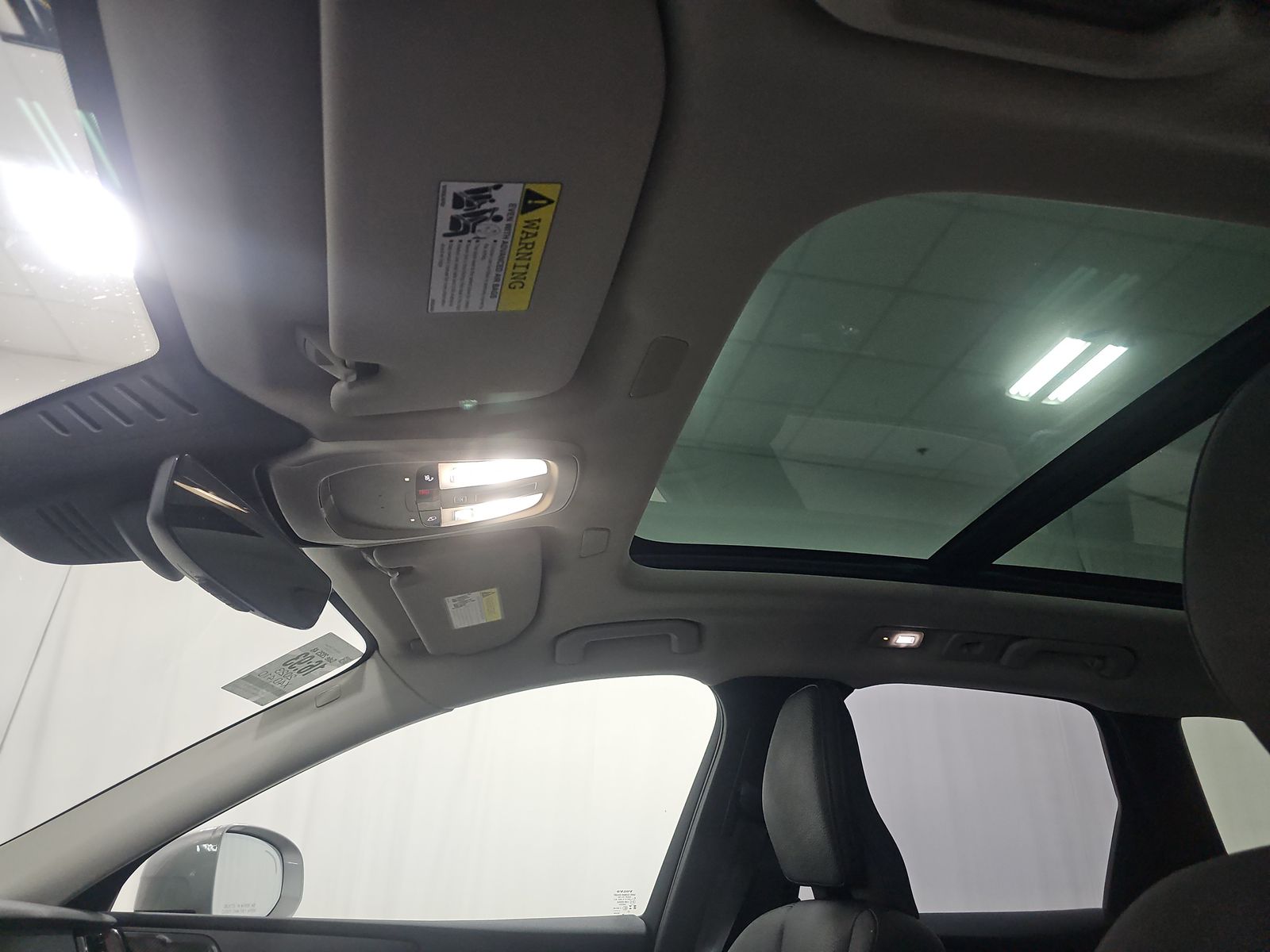 2023 Volvo XC60 B5 Plus AWD