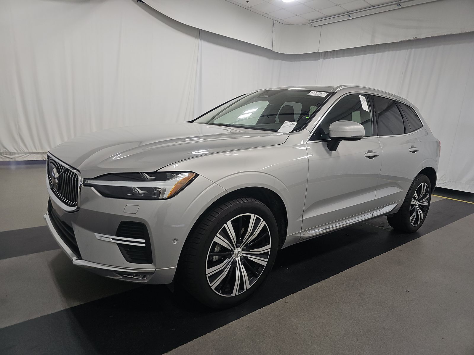 2023 Volvo XC60 B5 Plus AWD