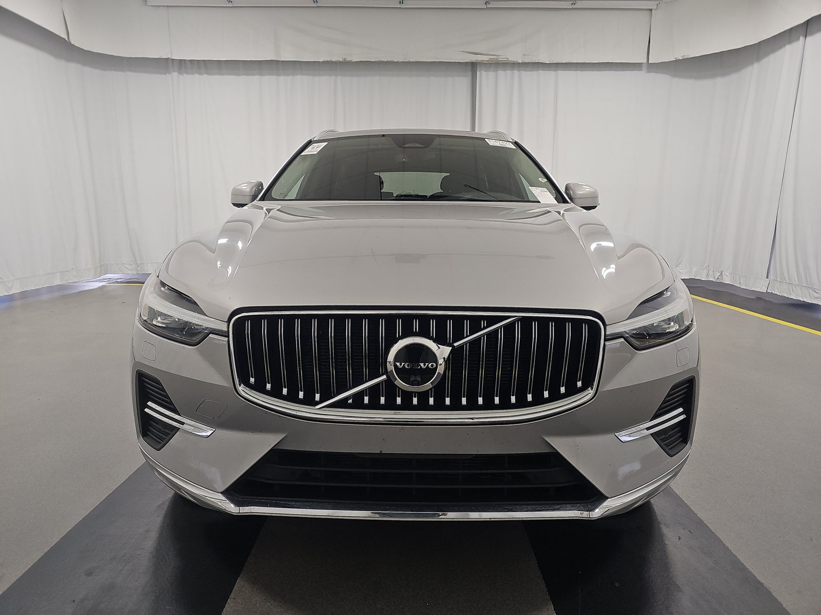 2023 Volvo XC60 B5 Plus AWD