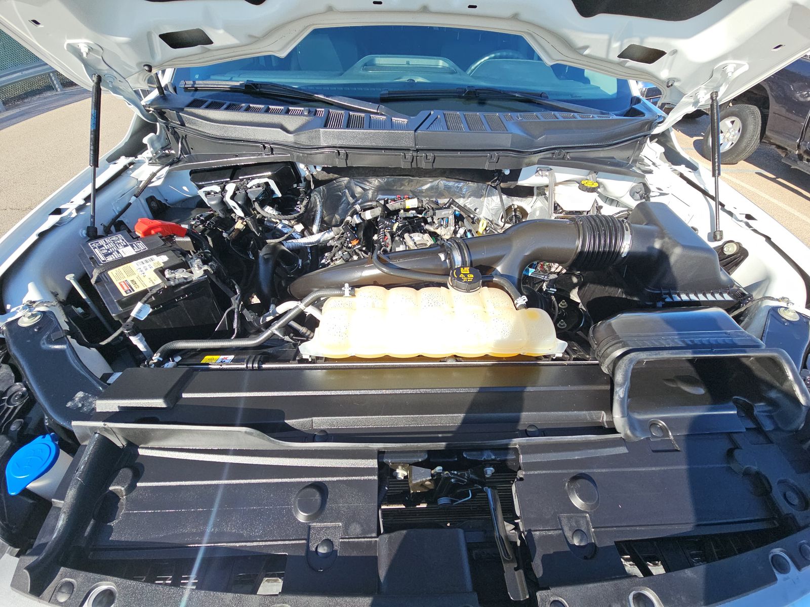 2023 Ford F-150 Lariat AWD